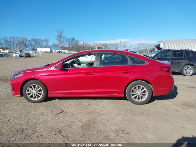 Hyundai SONATA SE 2019 5NPE24AF6KH759817 Image 15