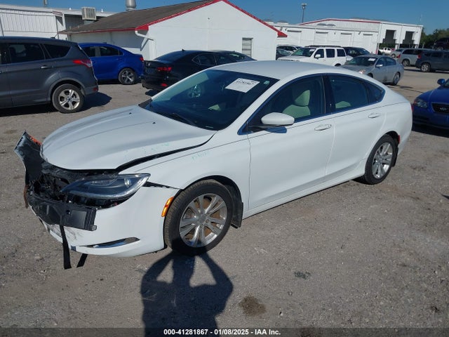 Chrysler 200 Limited 2016 1C3CCCAB3GN137909 Image 2