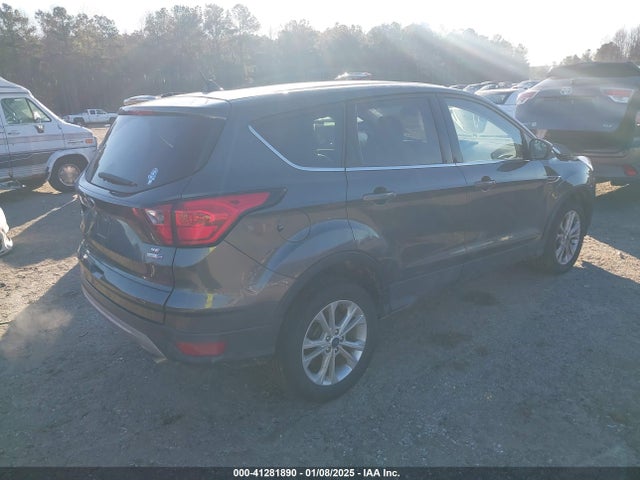 1FMCU9G9XKUB66625 Ford ESCAPE SE