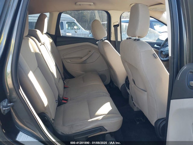 1FMCU9G9XKUB66625 Ford ESCAPE SE