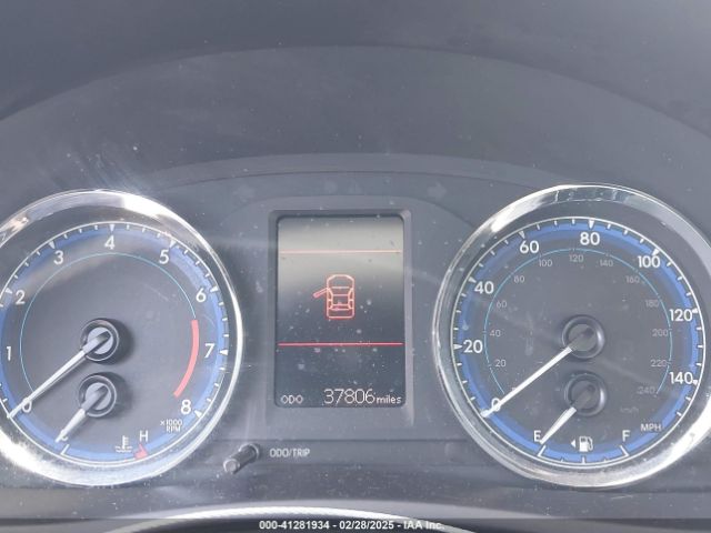 5YFBURHE3HP662397 Toyota COROLLA LE