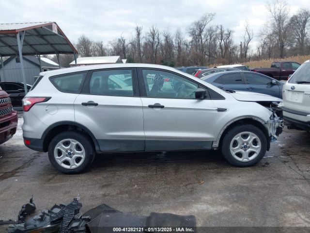 1FMCU0F70HUE13204 Ford ESCAPE S