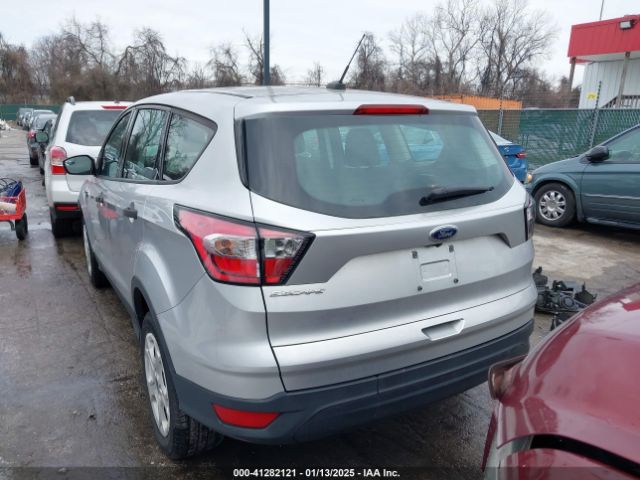 1FMCU0F70HUE13204 Ford ESCAPE S