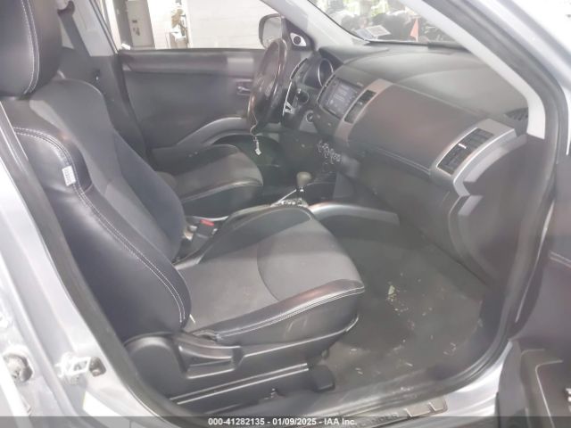 2011 MITSUBISHI OUTLANDER JA4JT3AW2BU007506 Photo 4