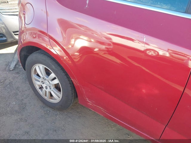 1G1JC6SH6E4215294 Chevrolet Sonic Lt Auto