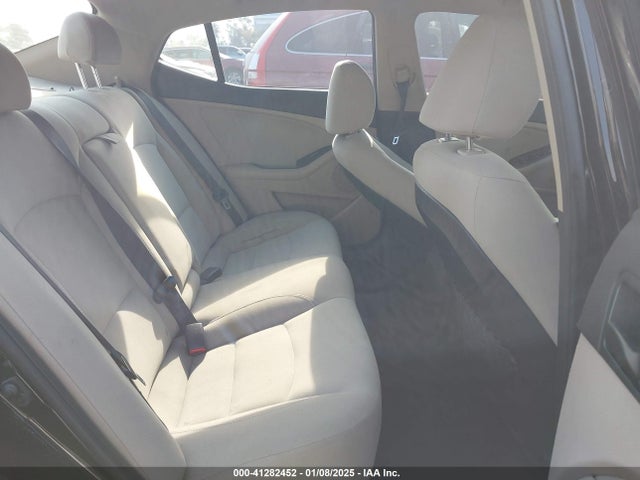 KIA Optima Lx 2015 5XXGM4A72FG363333 Image 8