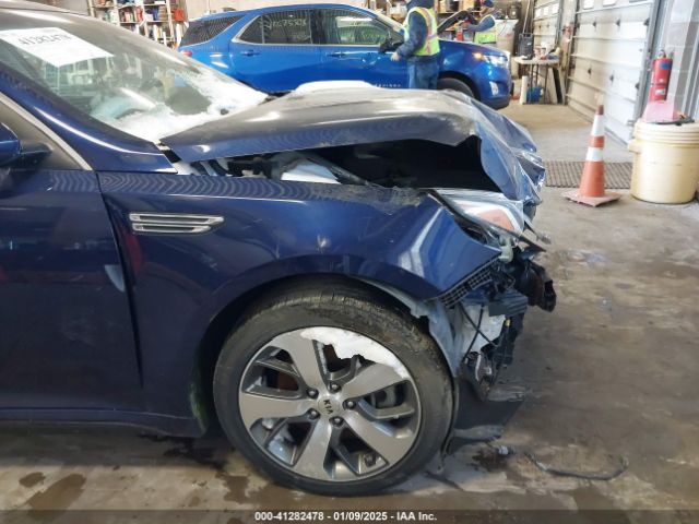 5XXGT4L3XKG317045 KIA Optima S