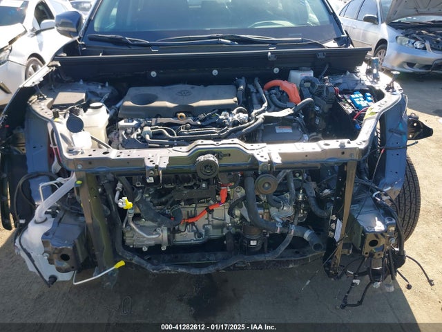 2T3RWRFV9RW226978 Toyota Rav4 Hybrid Xle