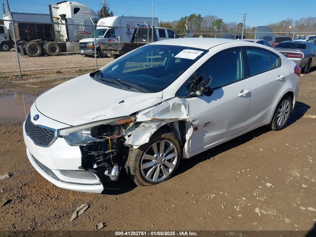 KNAFX4A61G5461024 KIA FORTE LX