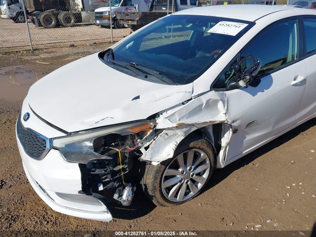 KNAFX4A61G5461024 KIA FORTE LX