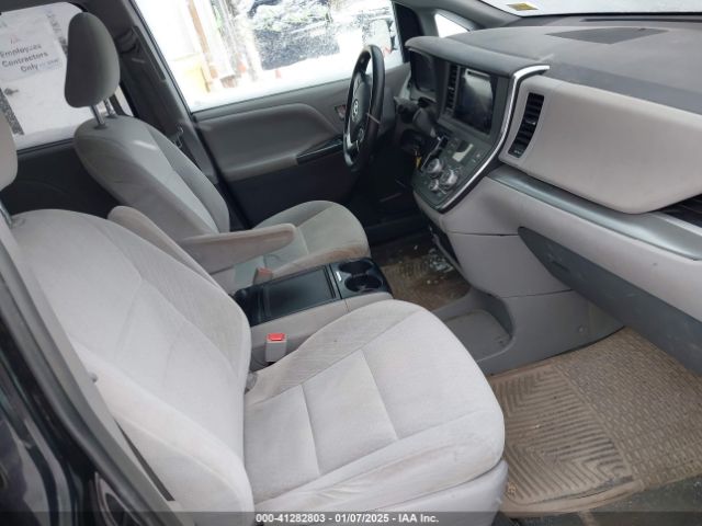 5TDJK3DC4FS127649 Toyota Sienna Le 7 Passenger