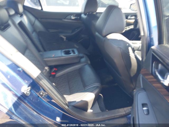 1N4AA6AP1HC408796 Nissan Maxima 3.5 Platinum
