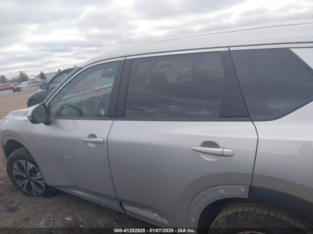 5N1BT3BA6PC853563 Nissan Rogue Sv Fwd