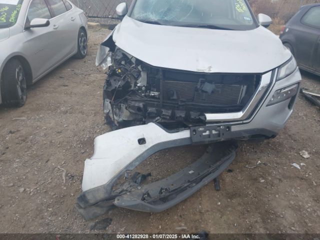 5N1BT3BA6PC853563 Nissan Rogue Sv Fwd