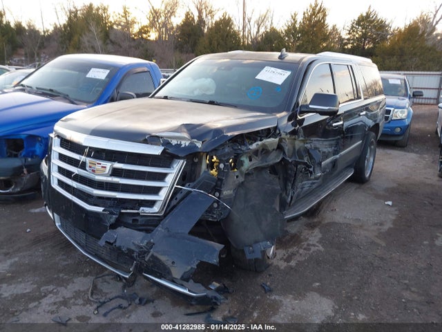 2018 CADILLAC ESCALADE ESV 1GYS3HKJ5JR102244 Photo 1