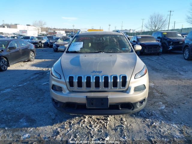 1C4PJMCS4FW528498 Jeep Cherokee Latitude
