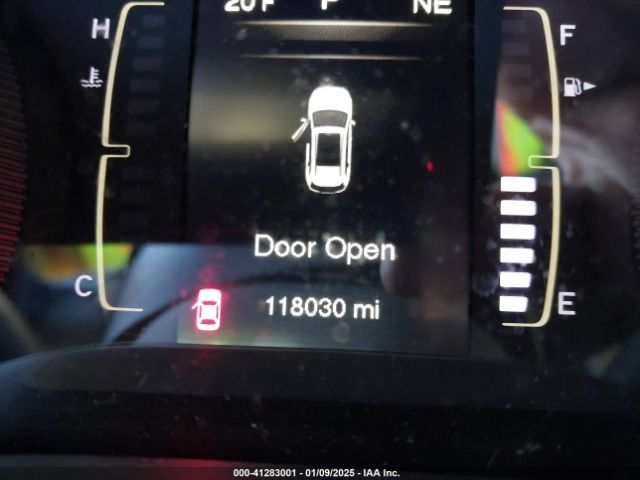 1C4PJMCS4FW528498 Jeep Cherokee Latitude