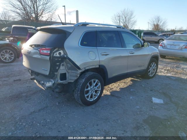 1C4PJMCS4FW528498 Jeep Cherokee Latitude