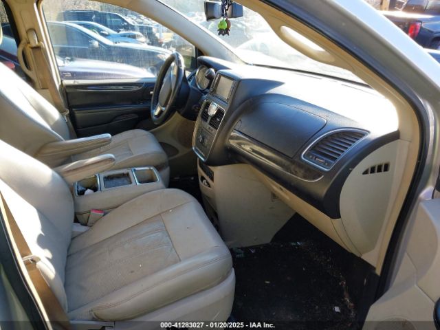 2011 CHRYSLER TOWN & COUNTRY 2A4RR8DGXBR714238 Photo 4