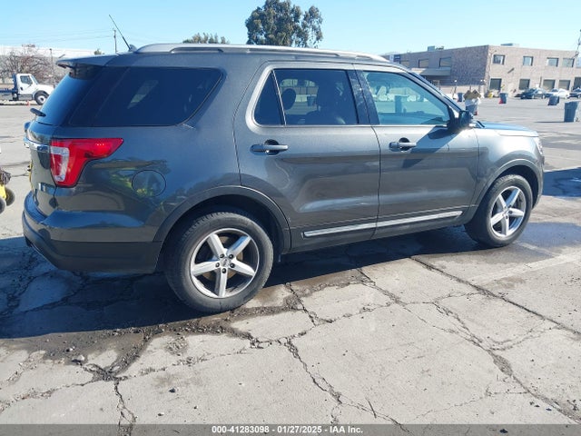Ford EXPLORER XLT 2019 1FM5K7D84KGB40454 Image 4