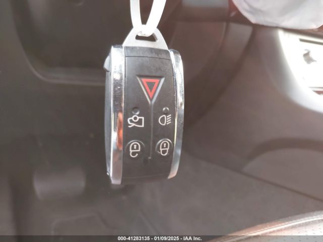 2010 JAGUAR XF SAJWA0GB6ALR78860 Photo 10