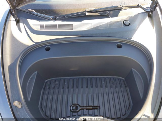 5YJ3E1EA3PF678825 Tesla Model 3 Rear-wheel Drive