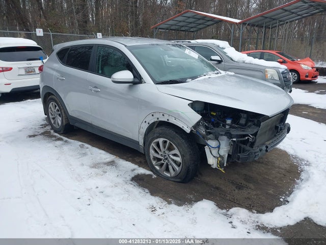 Hyundai TUCSON SE 2018 KM8J2CA42JU793647 Image 1