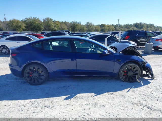 Tesla Model 3 Performance Dual Motor All-wheel Drive 2022 5YJ3E1EC9NF263040 Image 13