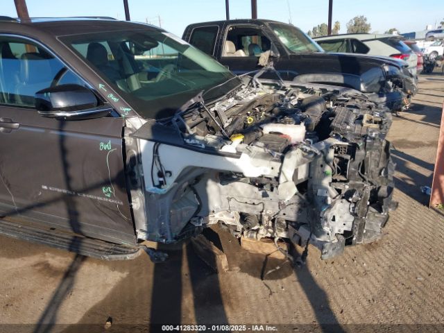 1C4RJKBG3R8939135 Jeep Grand Cherokee L Limited 4x4