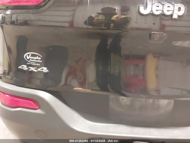 Jeep Cherokee Latitude 2016 1C4PJMCS0GW110943 Image 18
