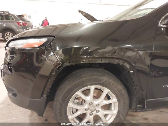 Jeep Cherokee Latitude 2016 1C4PJMCS0GW110943 Image 6