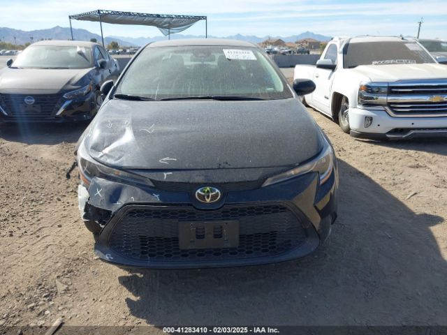 5YFEPMAE5NP328739 Toyota COROLLA LE