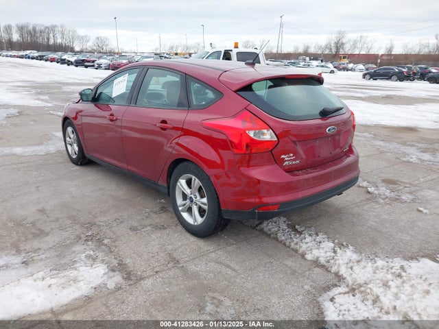 Ford FOCUS SE 2014 1FADP3K21EL379759 Image 3