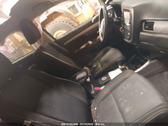 2018 MITSUBISHI OUTLANDER JA4AZ2A31JZ008291 Photo 4