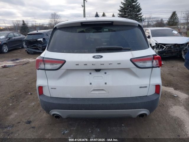 1FMCU9BZ2LUB40559 Ford Escape Se Sport Hybrid