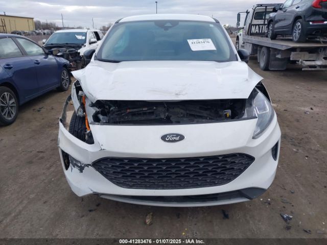 1FMCU9BZ2LUB40559 Ford Escape Se Sport Hybrid