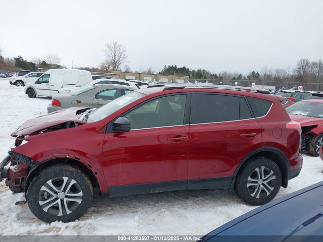 Toyota RAV4 LE 2018 JTMBFREV6JD238719 Image 15