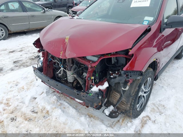 Toyota RAV4 LE 2018 JTMBFREV6JD238719 Image 18