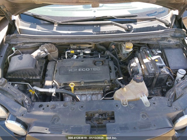 Chevrolet Sonic Lt Auto 2014 1G1JC5SH9E4242483 Image 10