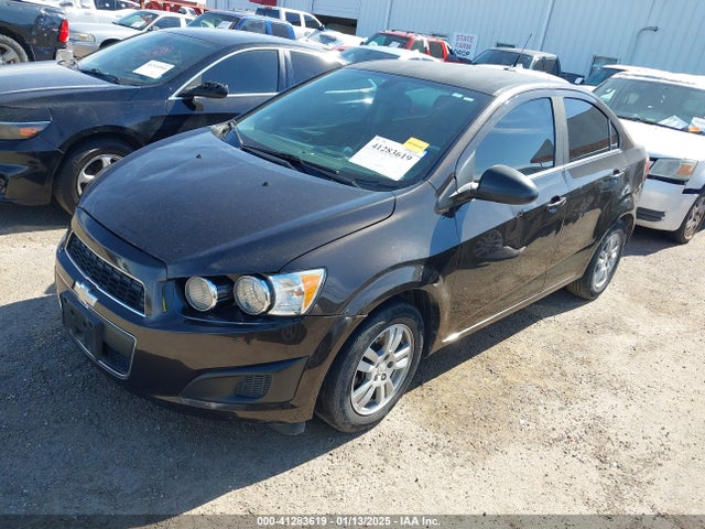 Chevrolet Sonic Lt Auto 2014 1G1JC5SH9E4242483 Image 2