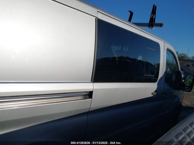 1FTYR1YG7GKA96451 Ford Transit-250