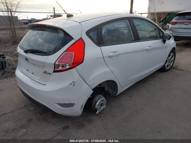 Ford FIESTA SE 2016 3FADP4EJ7GM155115 Image 4