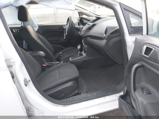 Ford FIESTA SE 2016 3FADP4EJ7GM155115 Image 5