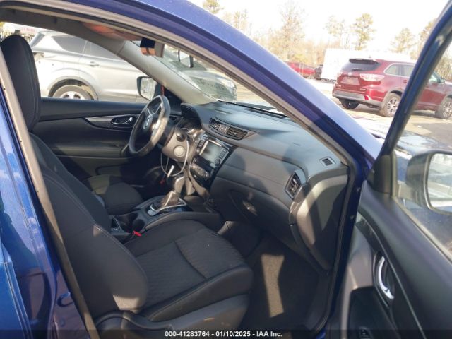 KNMAT2MT9JP532383 Nissan ROGUE SV