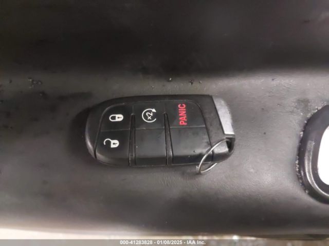 ZACCJBBTXGPC85369 Jeep Renegade 75th Anniversary