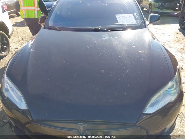 2013 TESLA MODEL S 5YJSA1CNXDFP18925 Photo 9