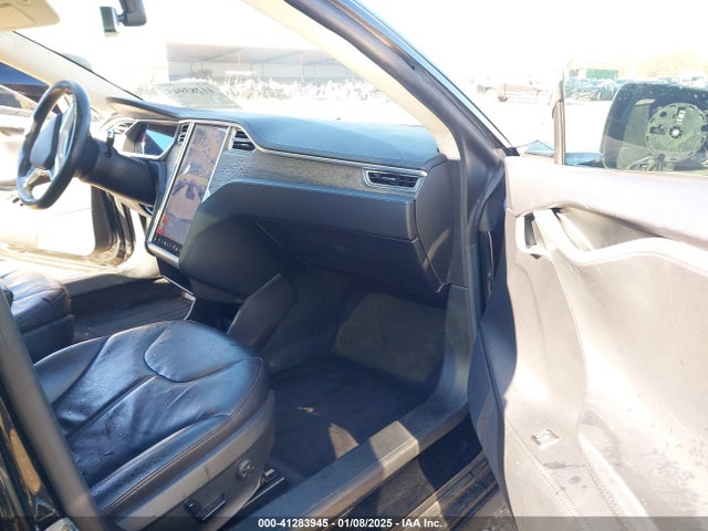 2013 TESLA MODEL S 5YJSA1CNXDFP18925 Photo 4