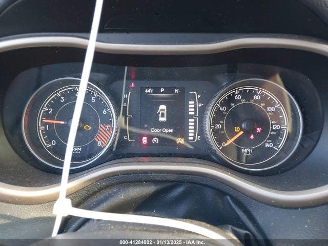 1C4PJMCSXFW752634 Jeep Cherokee Latitude