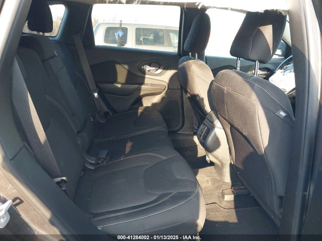 1C4PJMCSXFW752634 Jeep Cherokee Latitude