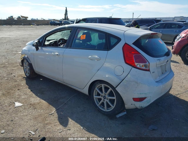 Ford FIESTA SE 2019 3FADP4EJ7KM143099 Image 3